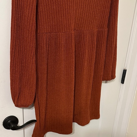 Zara Women's Long Sleeve Ribbed Rust Dress - Picture 4 of 5